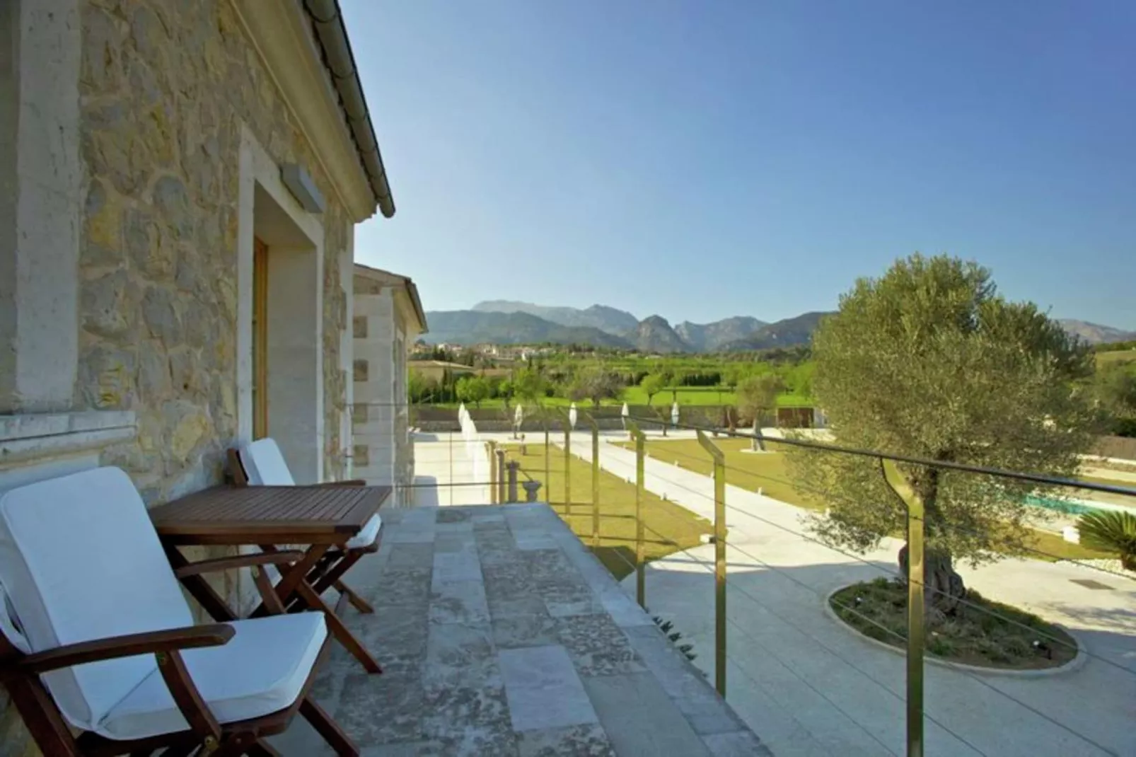 Ses Rentadores-Terrace balcony