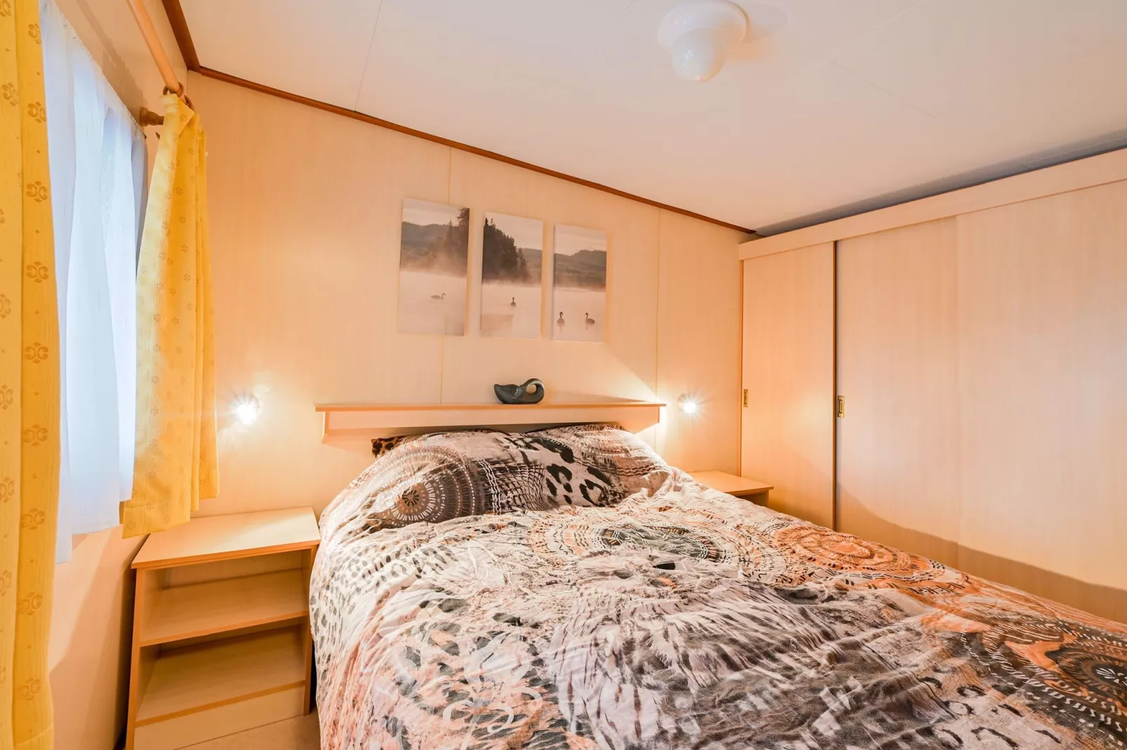Huisje 37-Bedroom