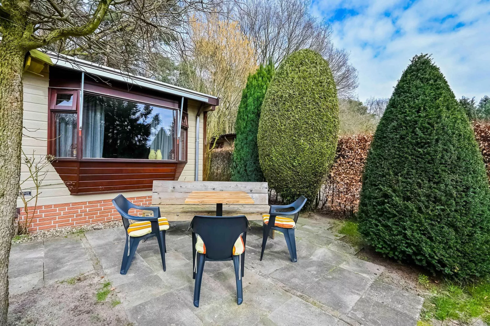 Huisje 37-Terrace balcony