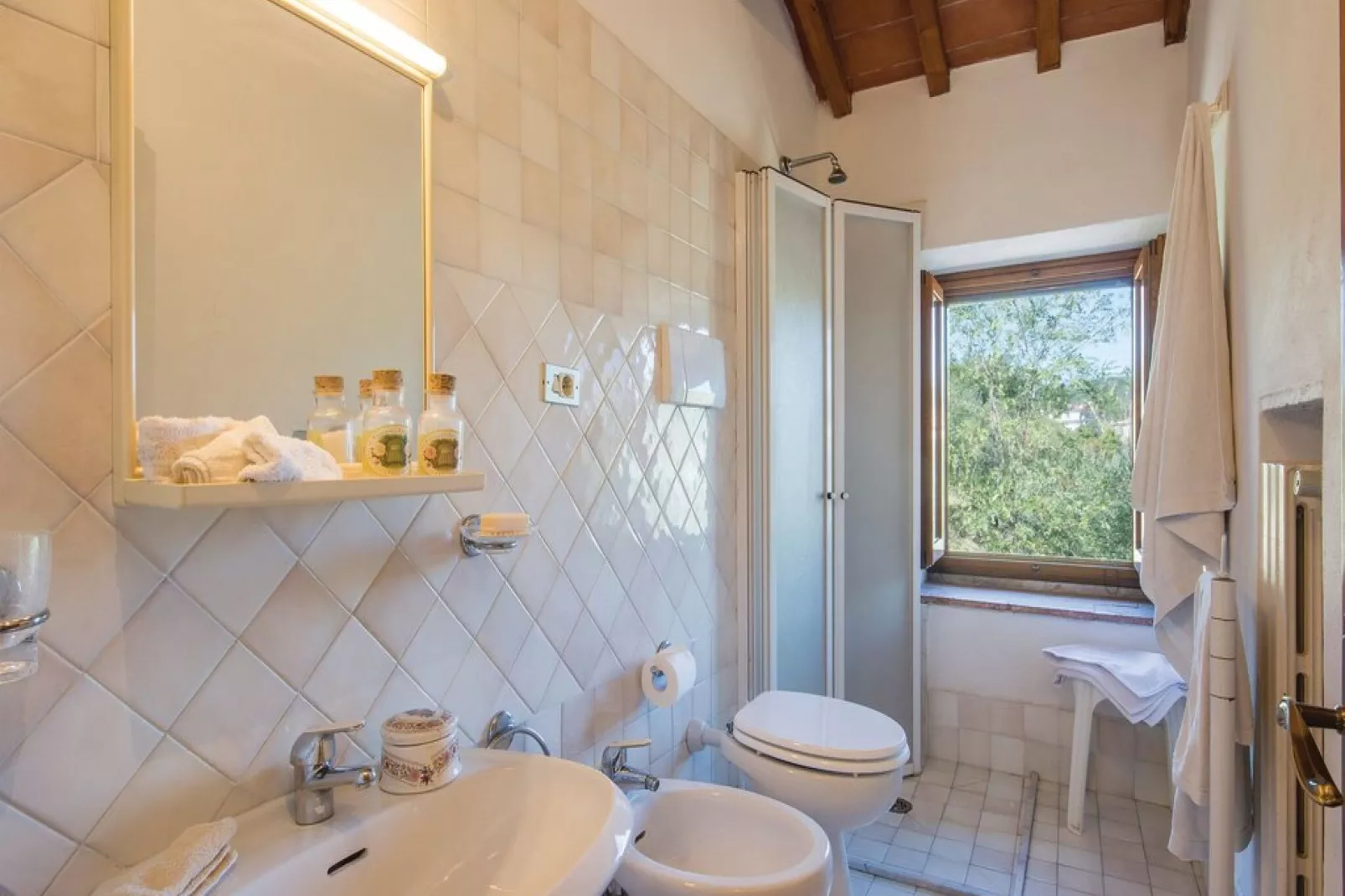 Casalini 2-Bathroom