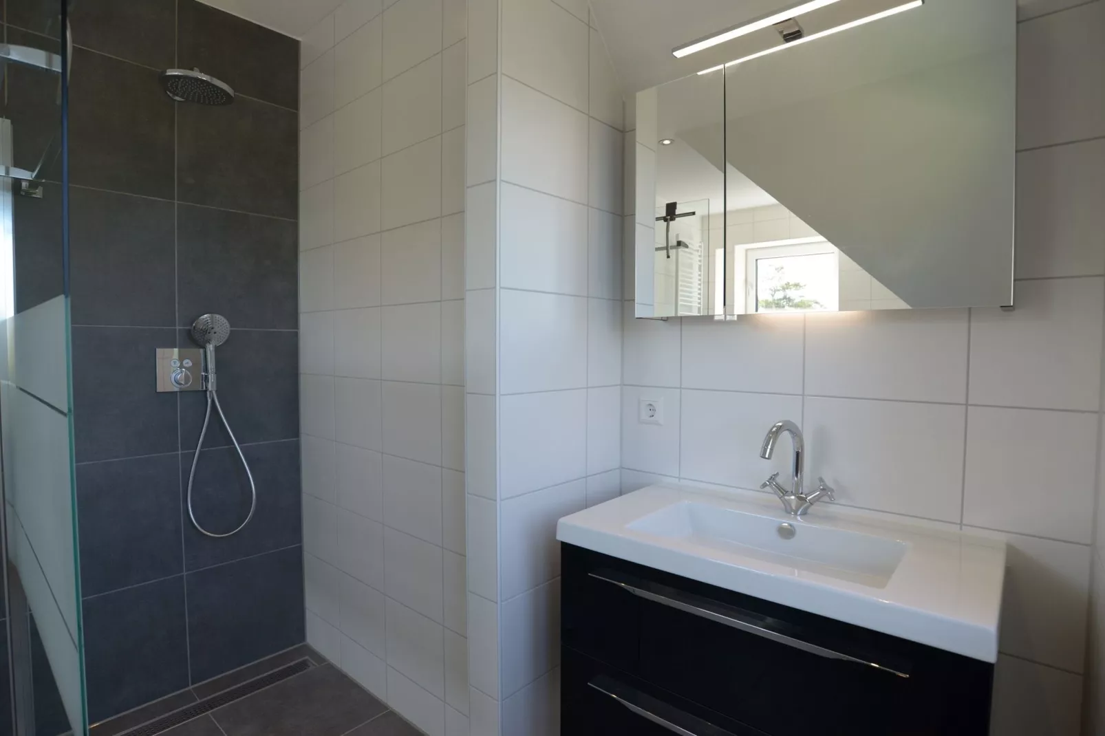Villa Hoogelandt 70-Bathroom