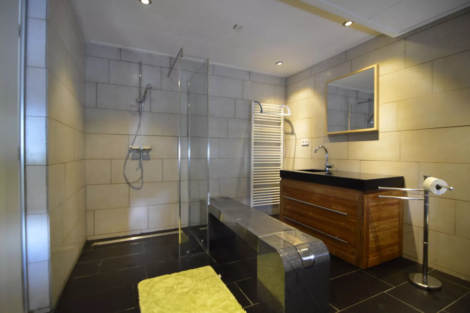 Wapse-Bathroom