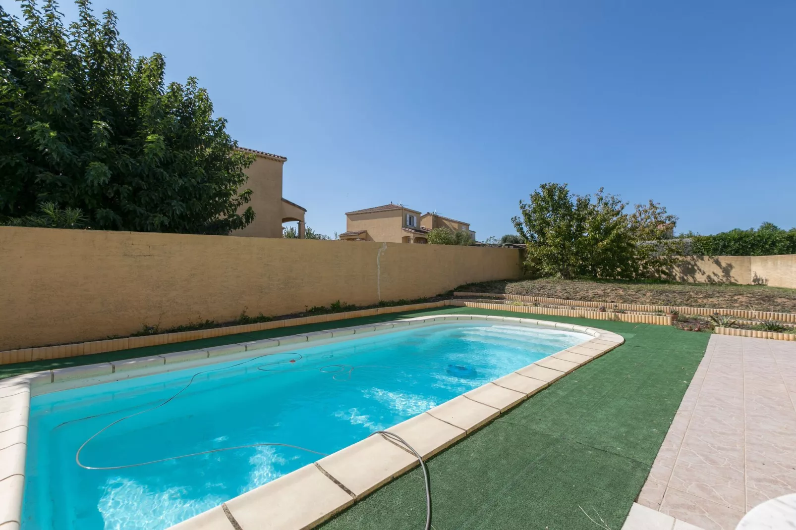 MAISON PISCINE AU CALME A PINET-Pool