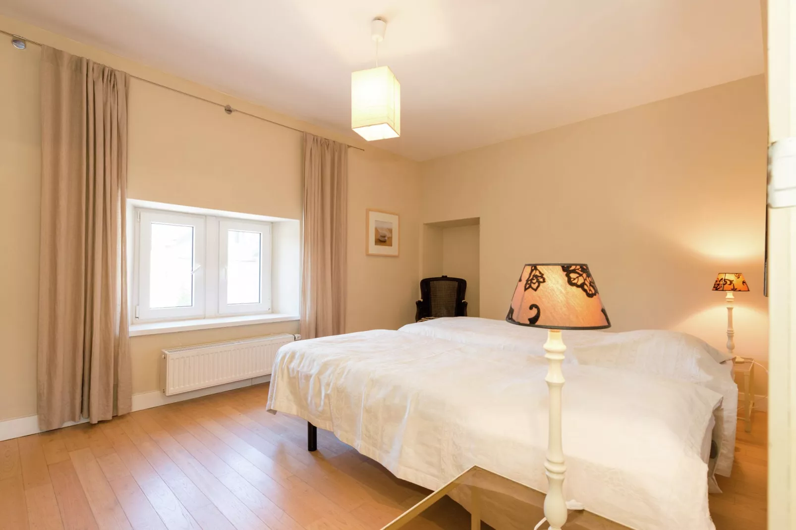 L'Escarlotte-Bedroom