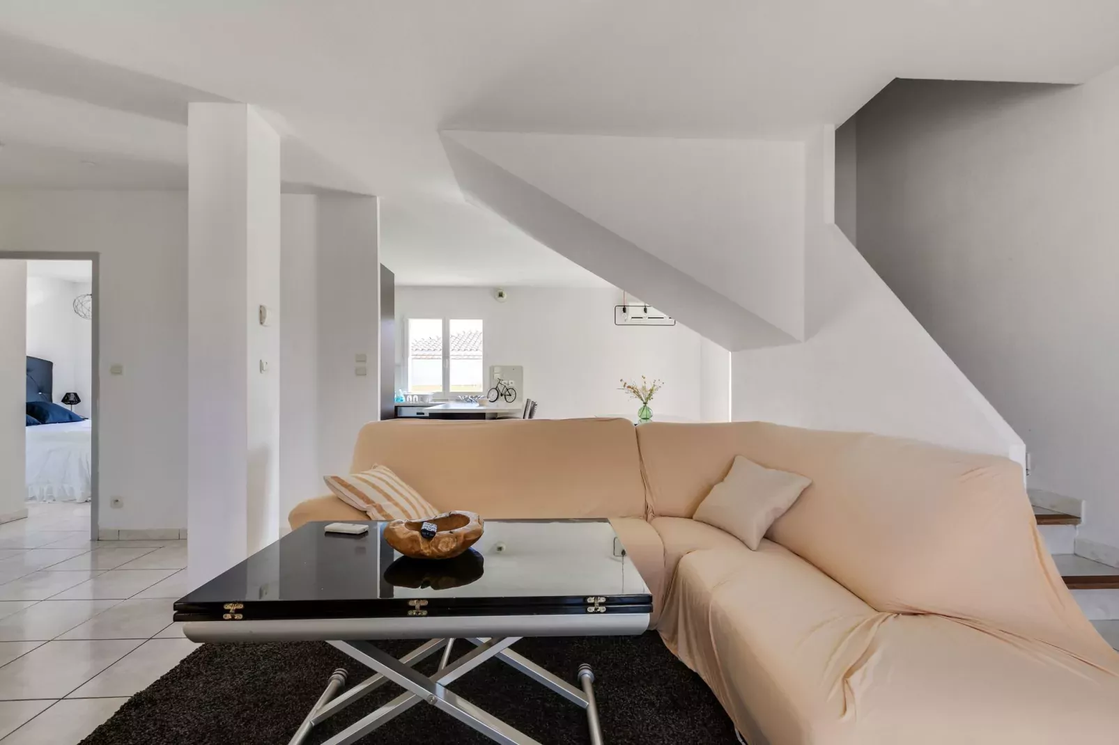 MAISON PISCINE AU CALME A PINET-Living room