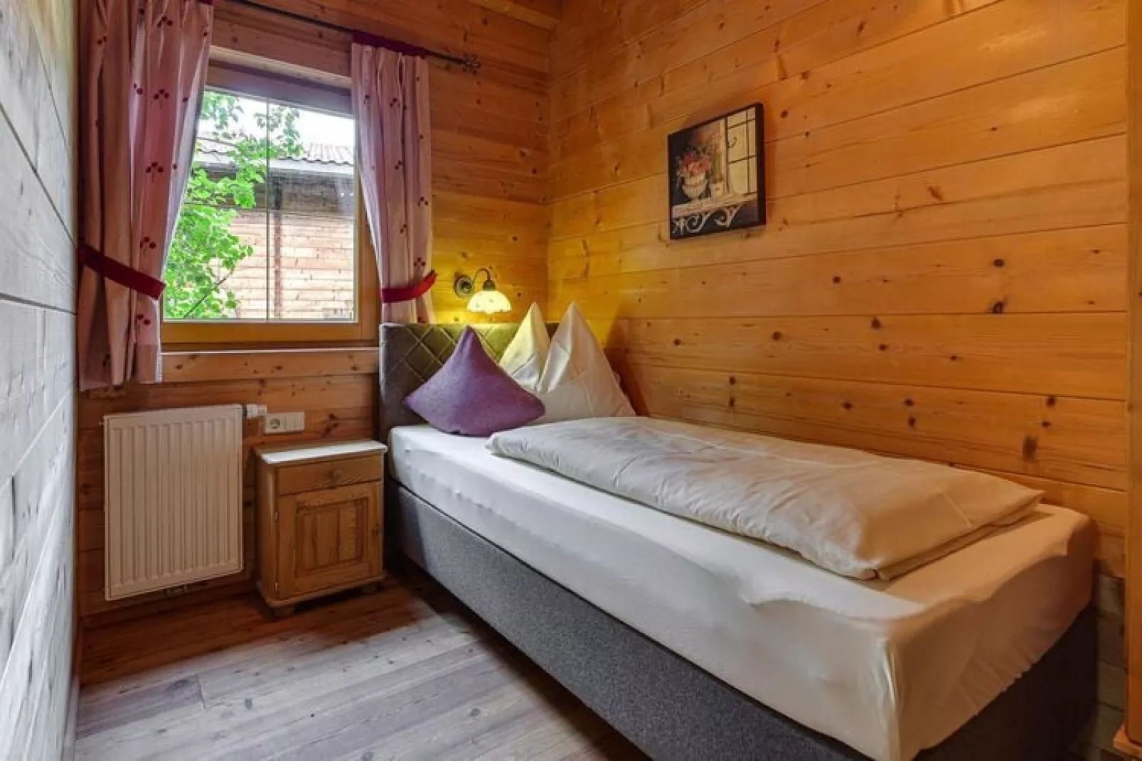 Chalets Almdorf Zillertal Fügen-Haus 6 Personen-Bedroom