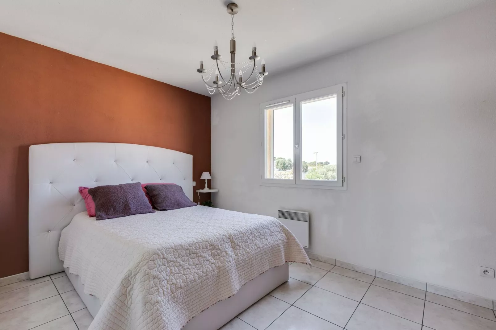 MAISON PISCINE AU CALME A PINET-Bedroom
