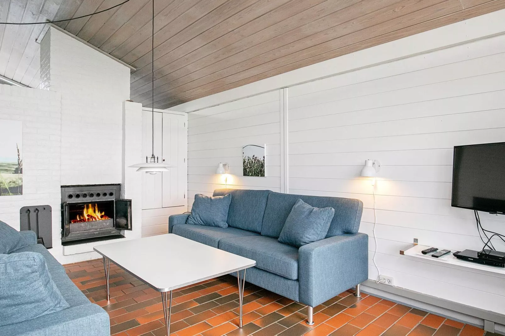 A-3½ room,renovated,close to beach-Indoor