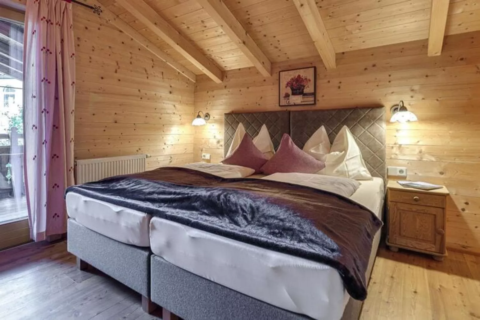 Chalets Almdorf Zillertal Fügen-Haus 8 Personen-Bedroom
