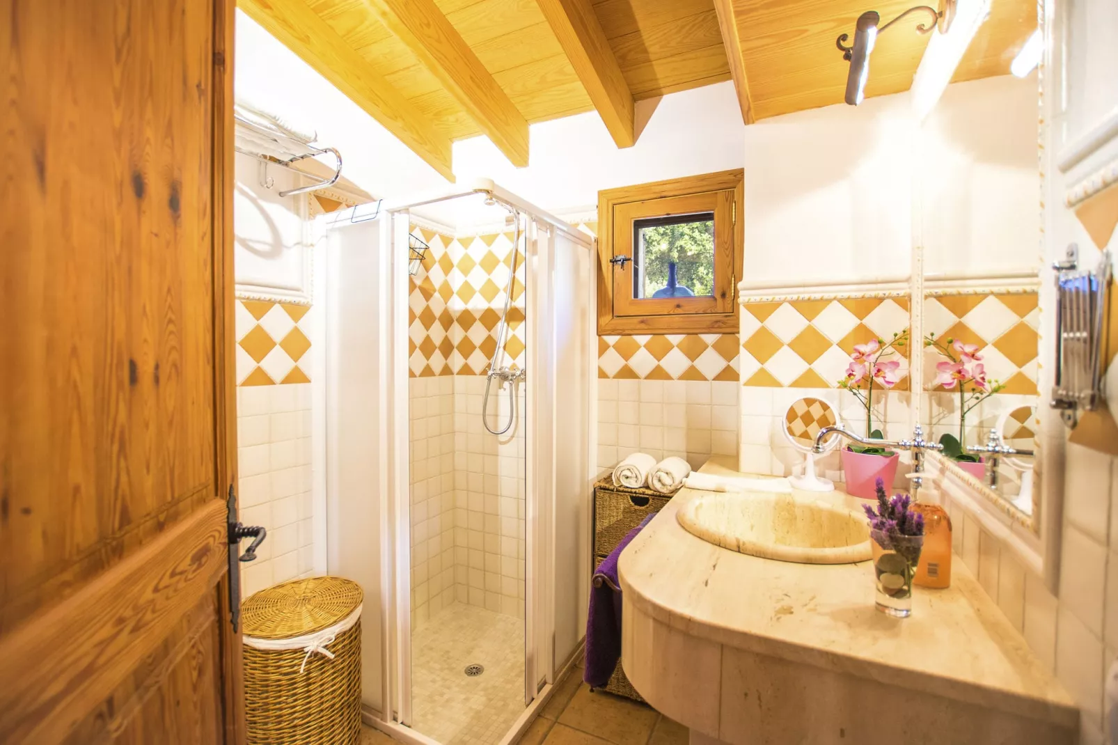 Barratot-Bathroom