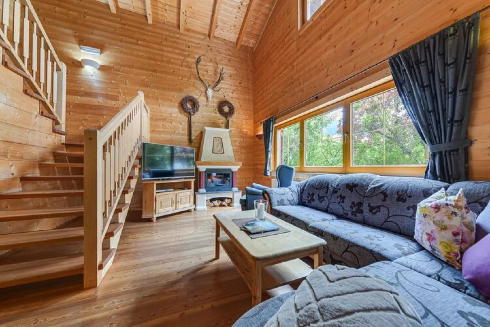 Chalets Almdorf Zillertal Fügen-Haus 8 Personen-Living room