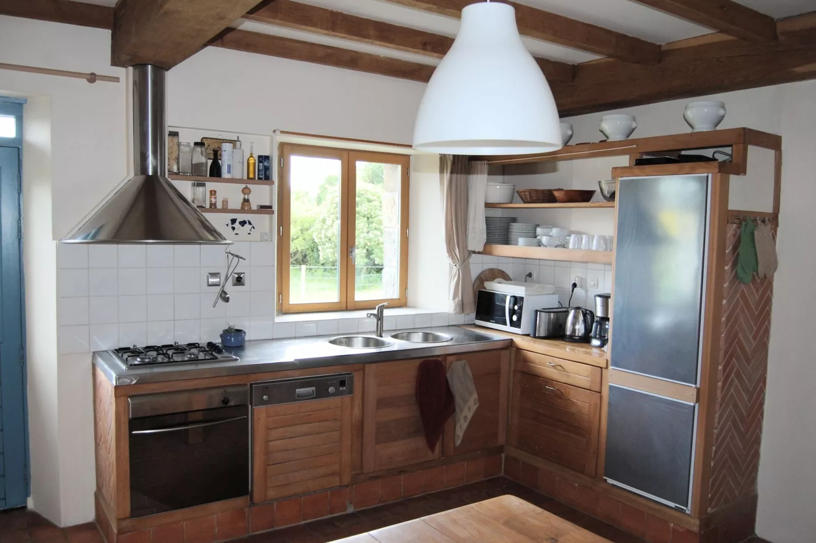 Les Volets Bleus-Kitchen