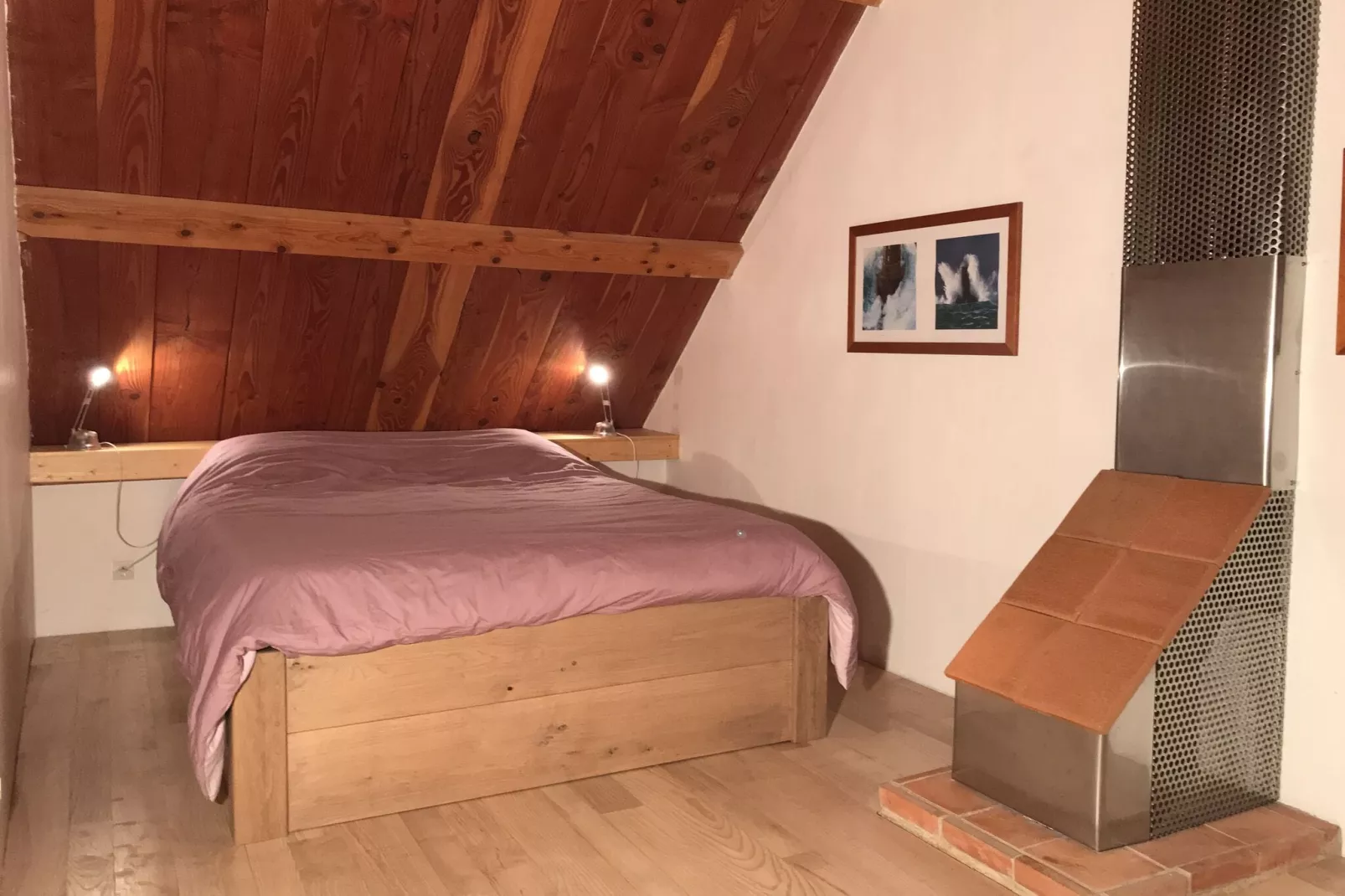 Les Volets Bleus-Bedroom