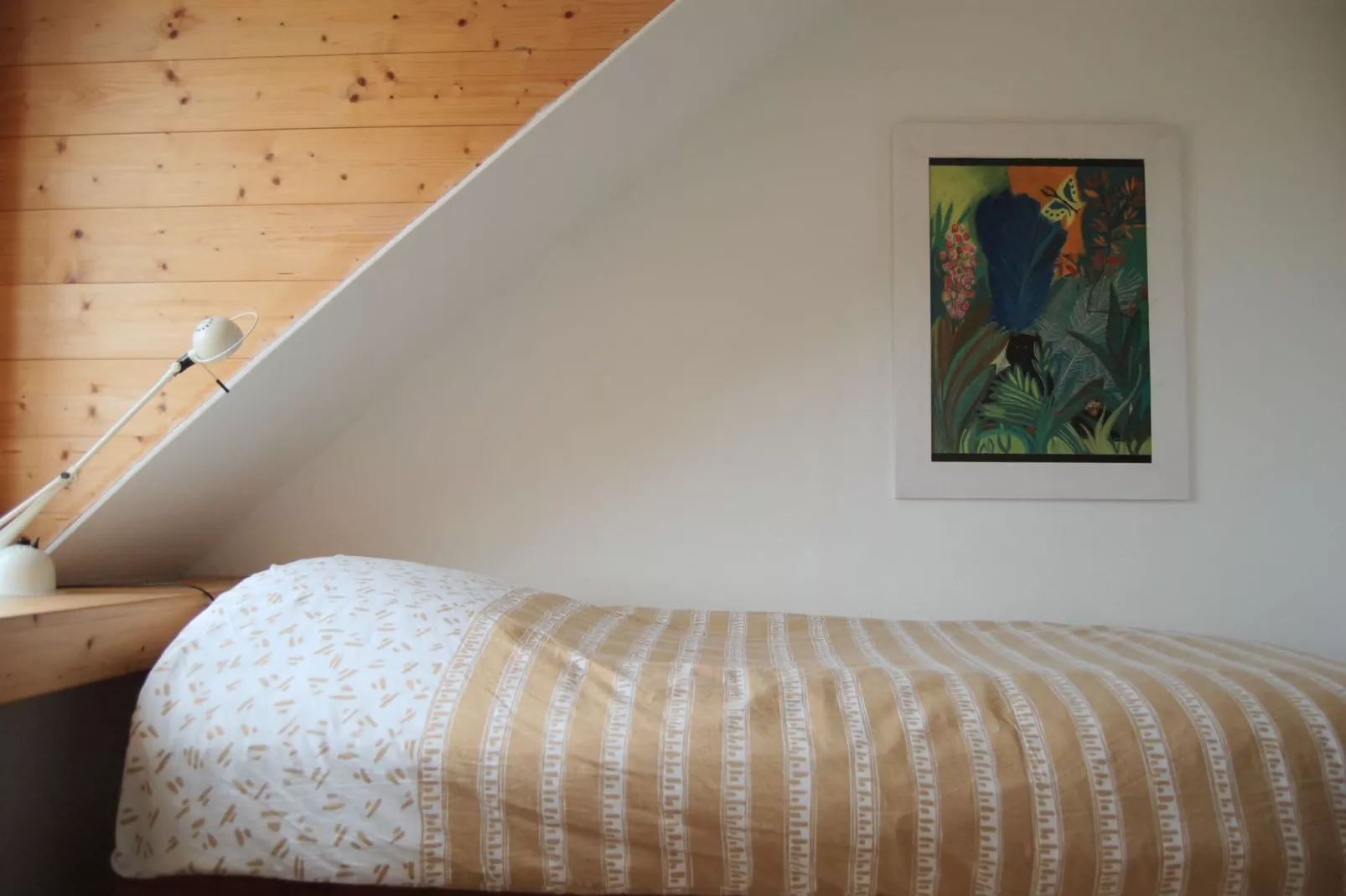 Les Volets Bleus-Bedroom