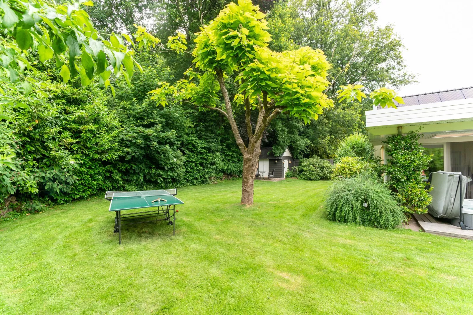 De Engelse tuin van Oldenzaal-Gardens summer