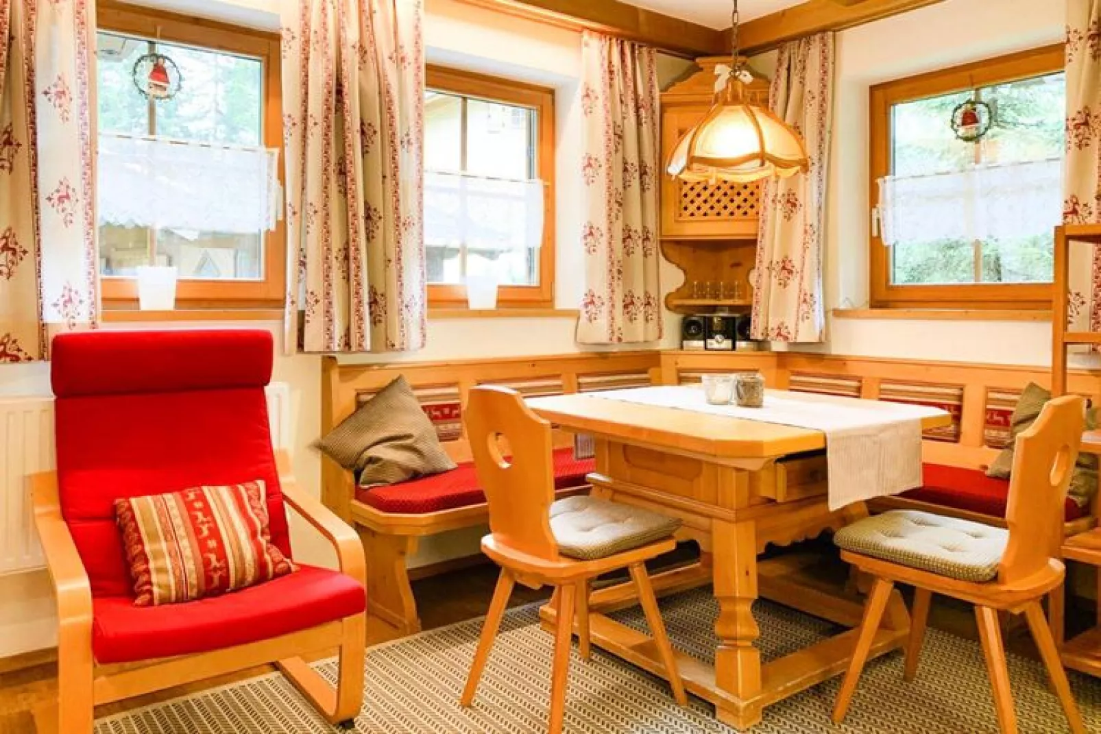 Merlenhütte-Living room