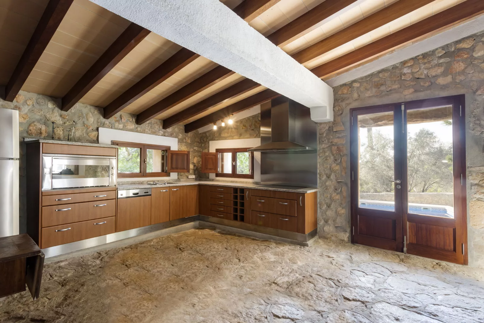 Son Pelai-Kitchen