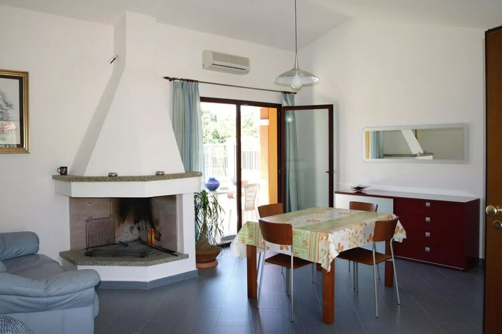 Case Vacanze Chia-Bilo 2/3-Living room