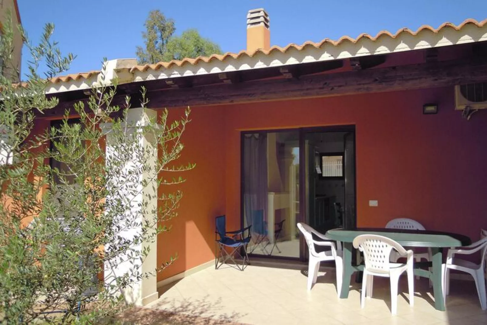 Case Vacanze Chia-Bilo 2/3-Exterior summer