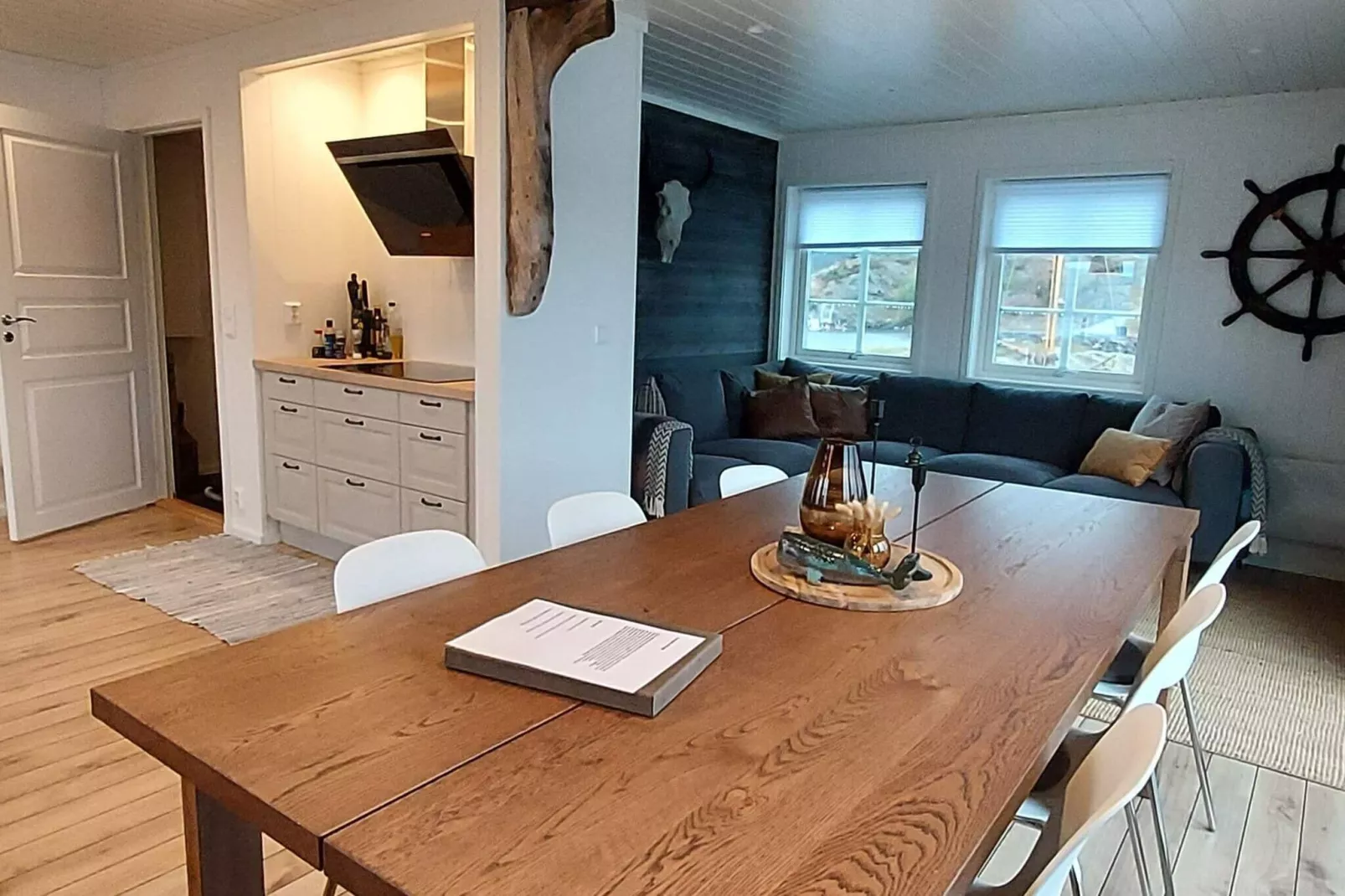 12 Personen Ferienhaus in bremnes-By Traum