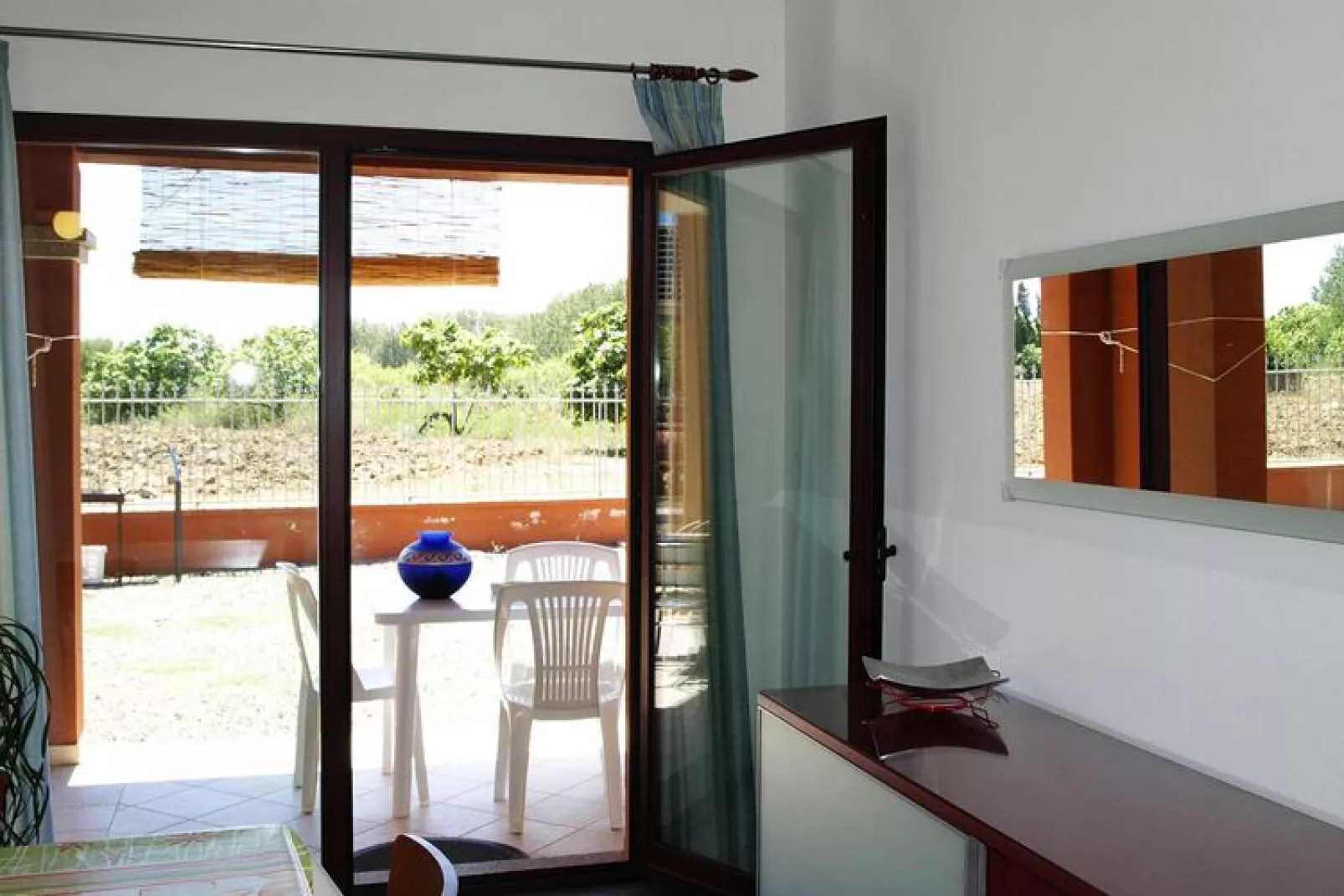Case Vacanze  Chia-Trilo 4/5-Living room