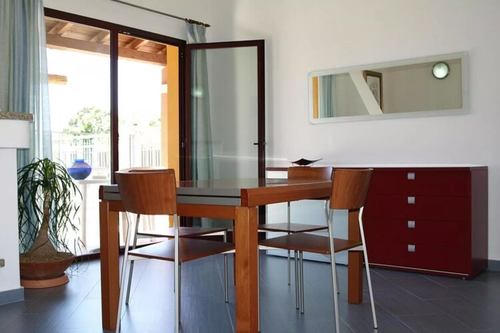 Case Vacanze  Chia-Trilo 4/5-Living room