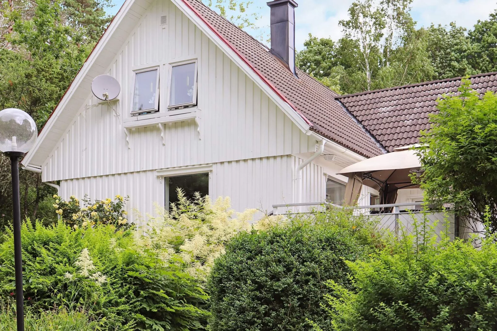 Tranquil Coastal Retreat in Halland-By Traum-Outdoor