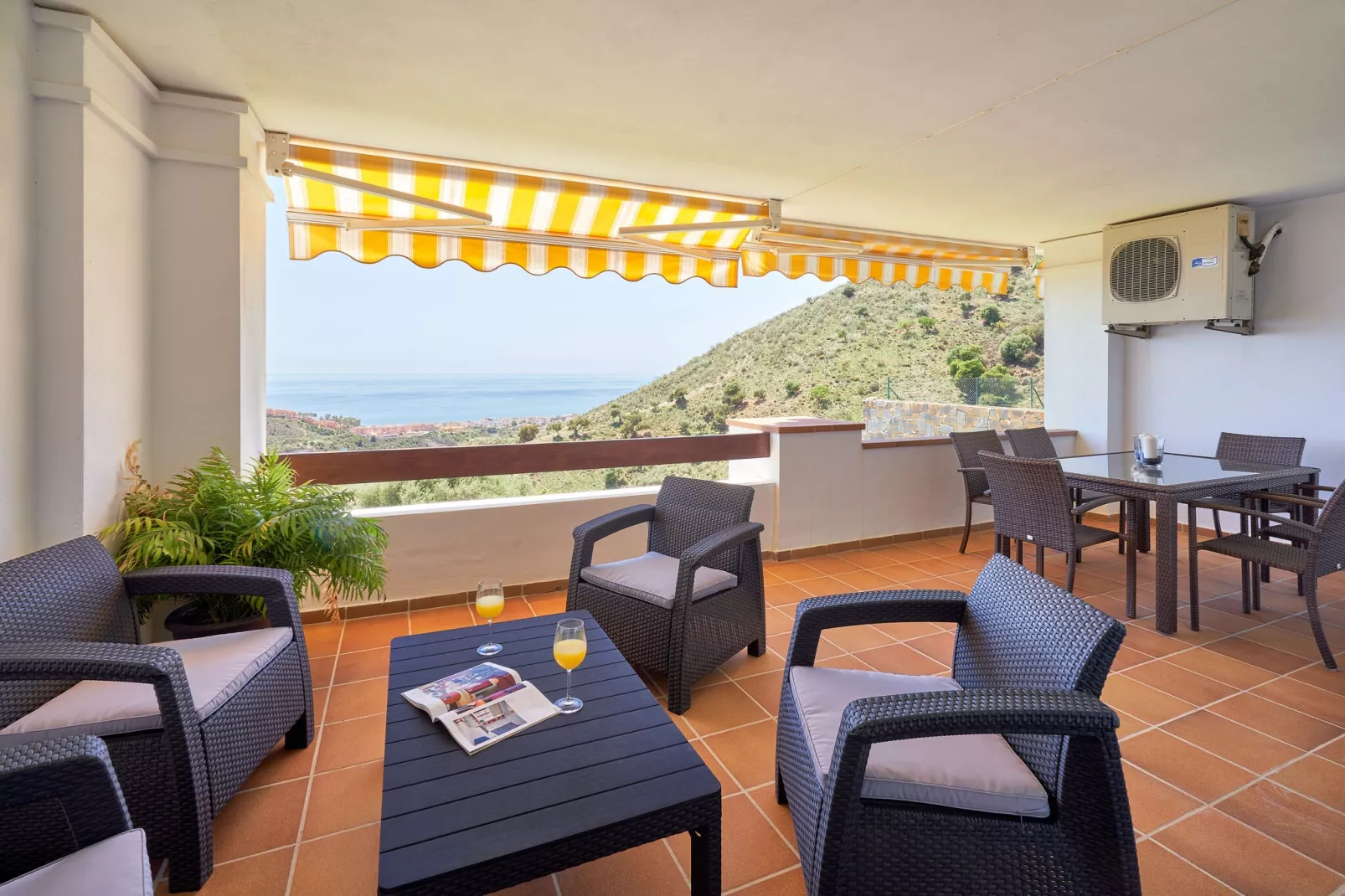 La zenaida I-Terrace balcony