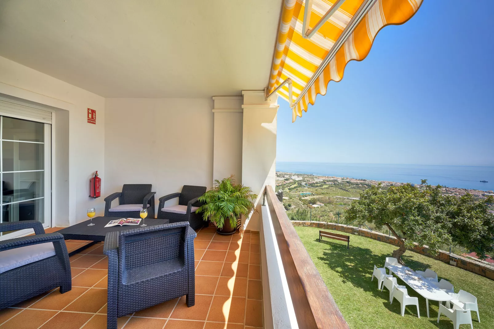 La zenaida I-Terrace balcony