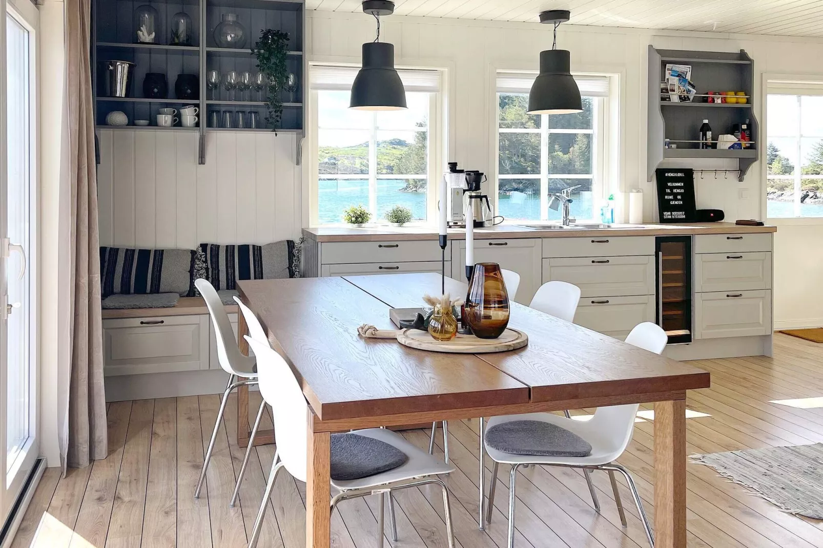 12 Personen Ferienhaus in bremnes-By Traum-Innen