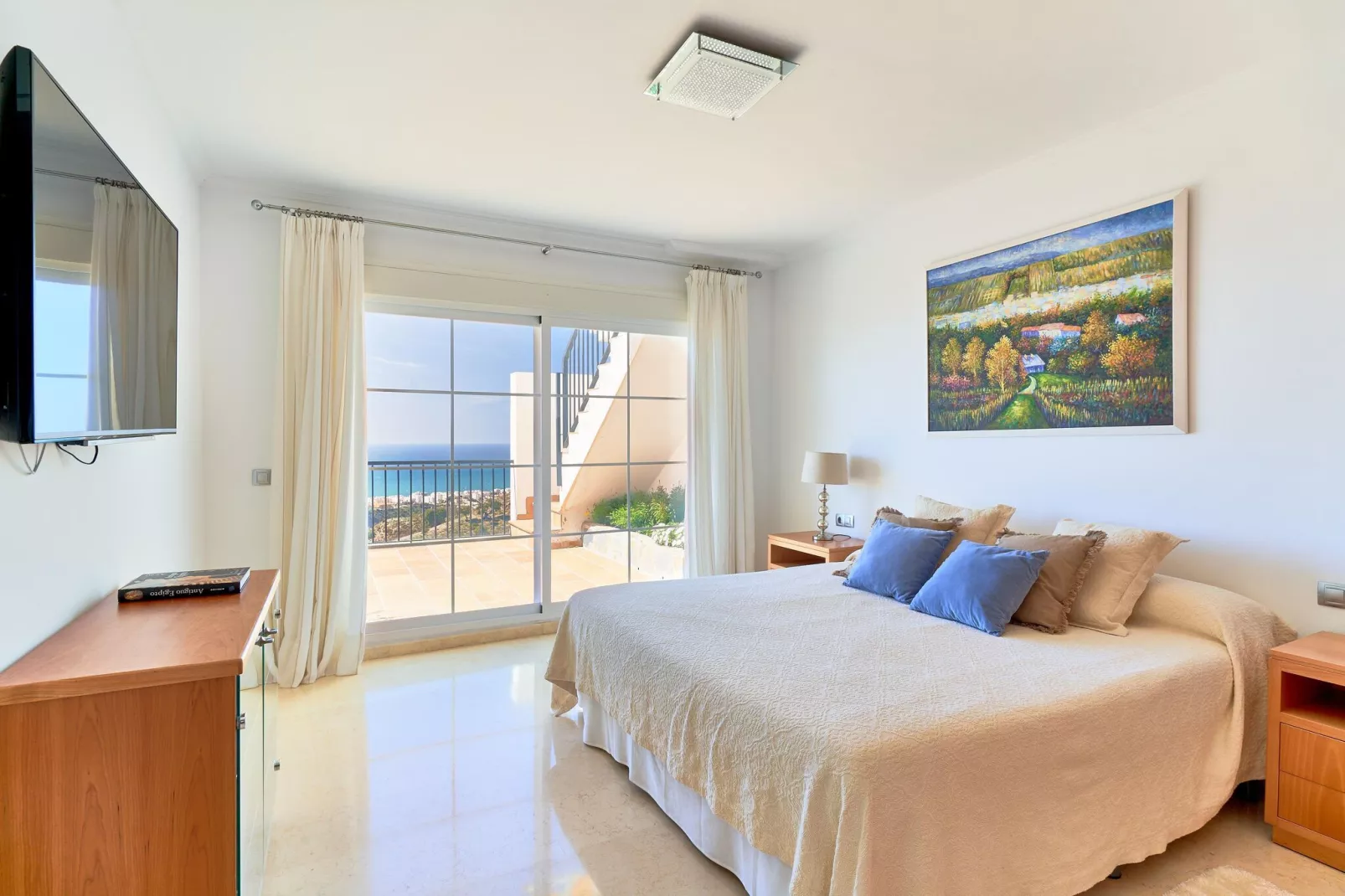 La Zanaida III-Bedroom