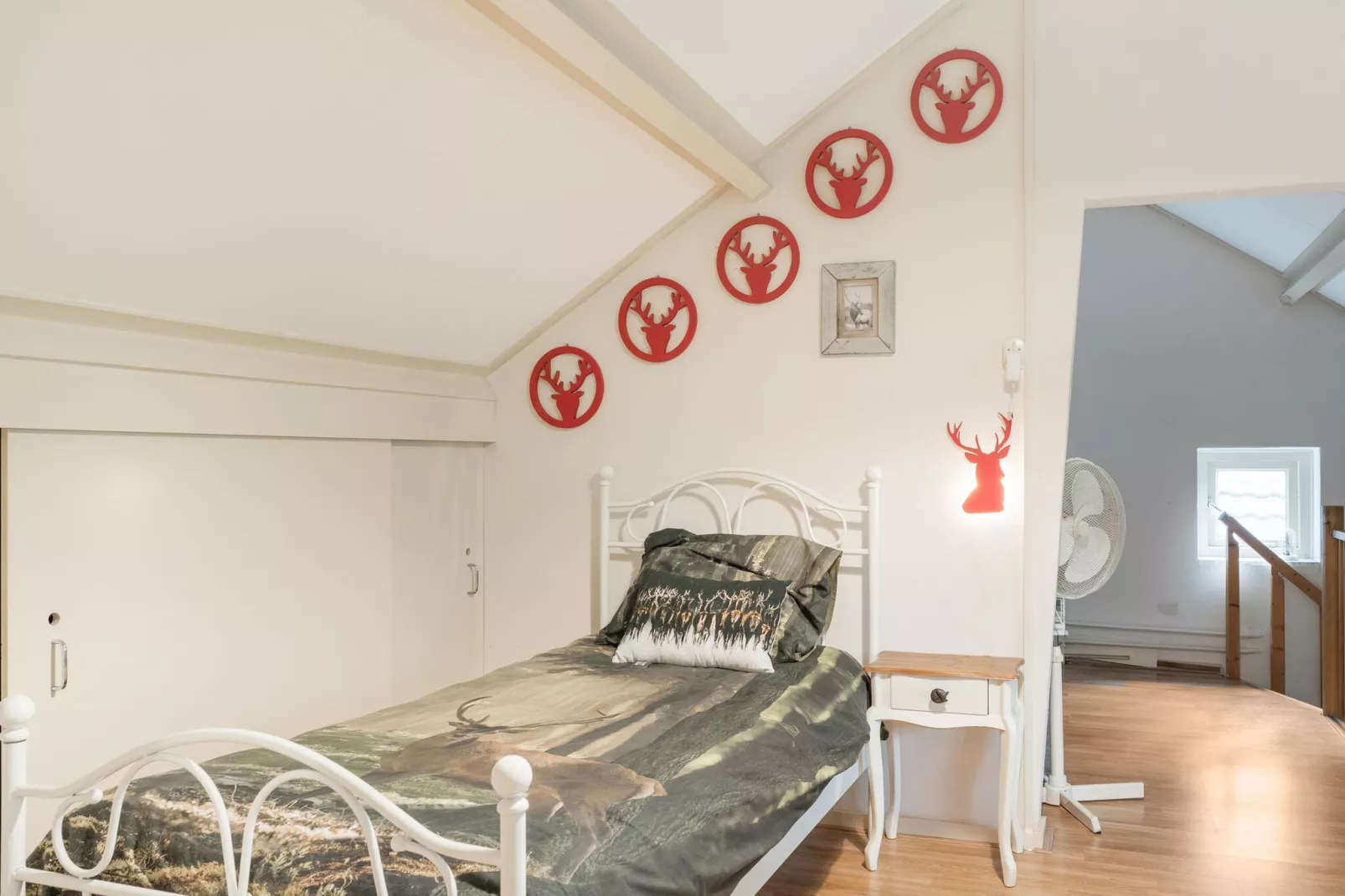 McGhil-Bedroom