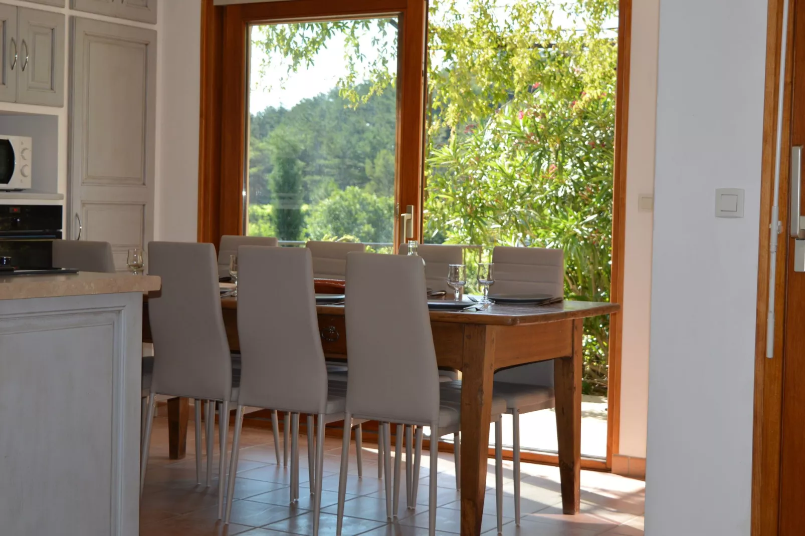 Villa - Les Vans 8pers-Dining room