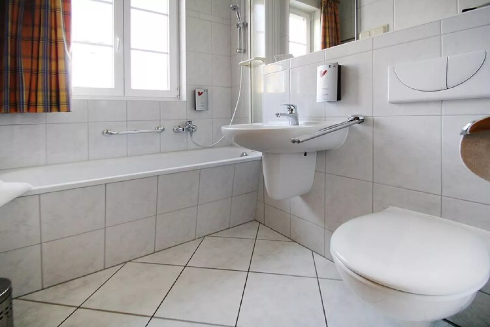 Ferienhaus alleinstehend 115m² 10 Pax-Bathroom