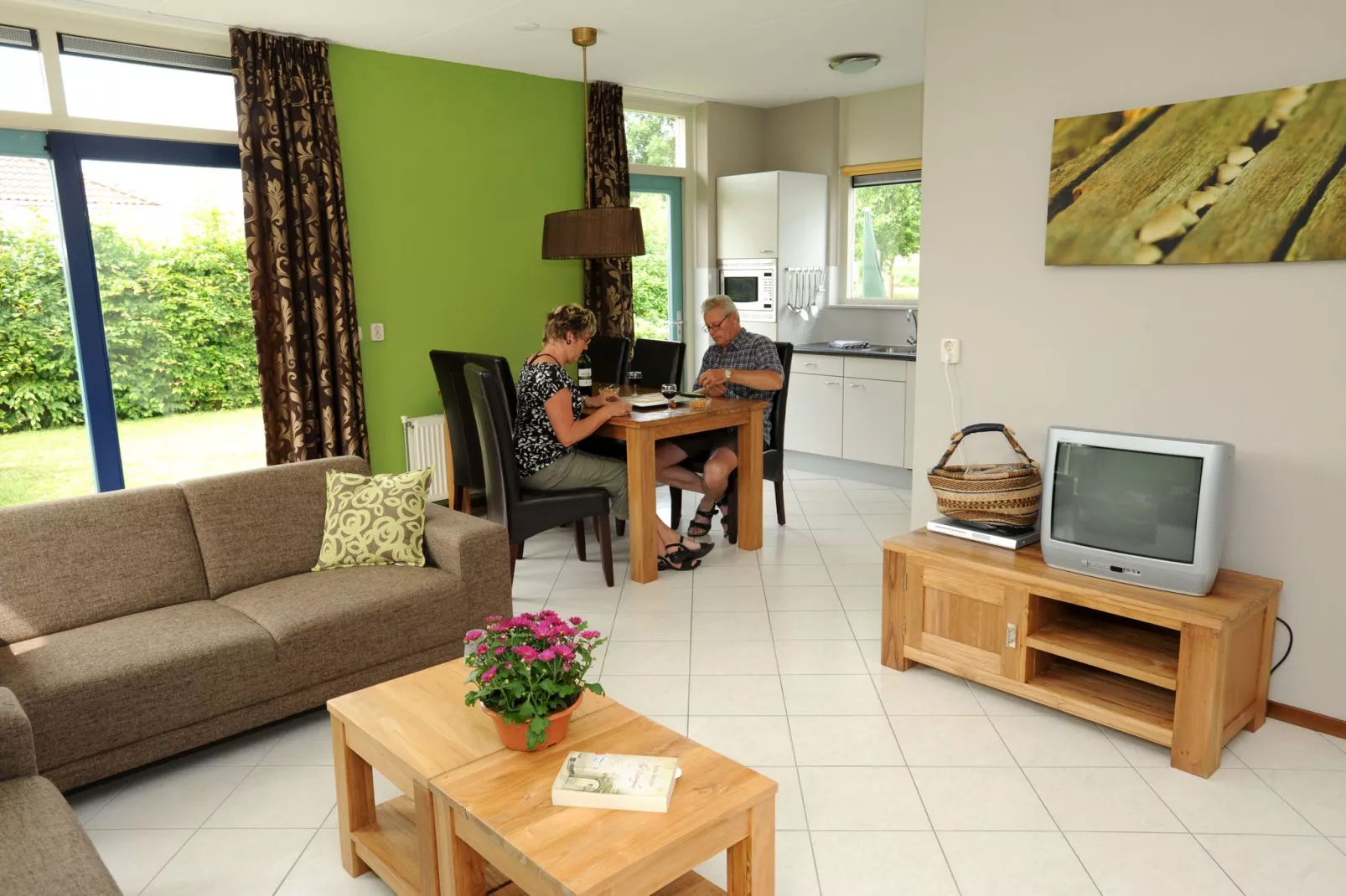 Villavakantiepark IJsselhof 2-Living room