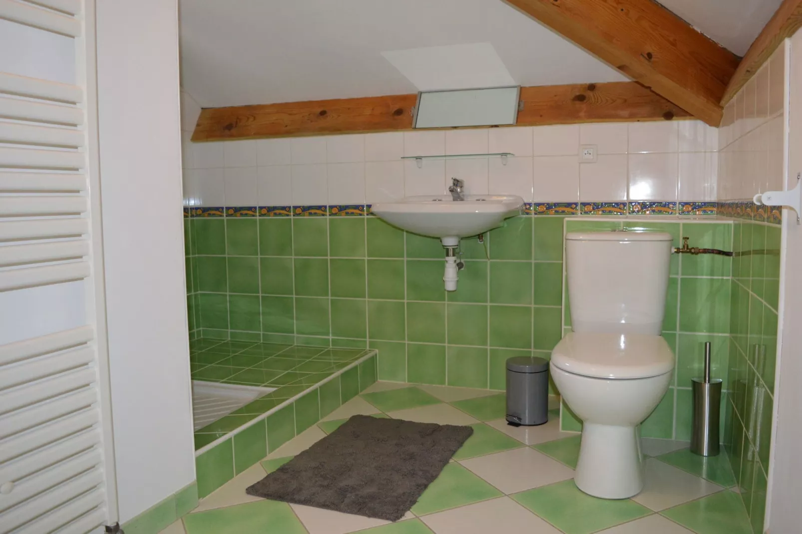 Villa - Les Vans 5pers-Bathroom