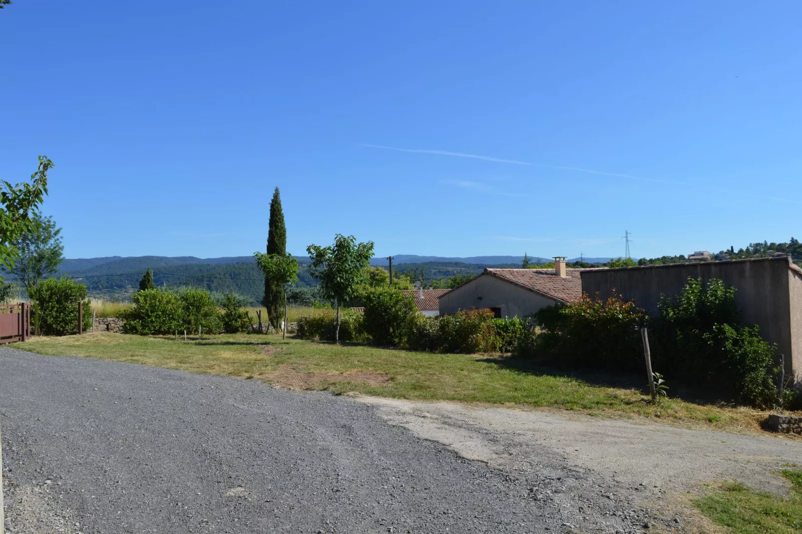 Villa - Les Vans 5pers-View summer