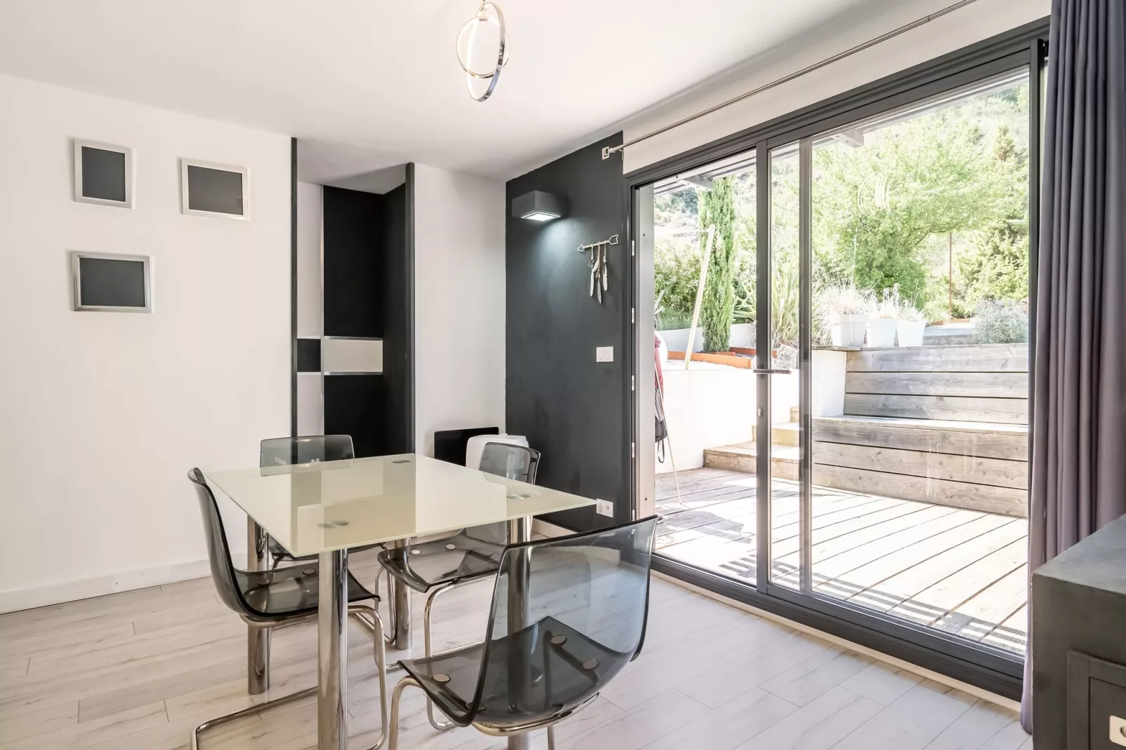 Villa - Les Vans-Esszimmer