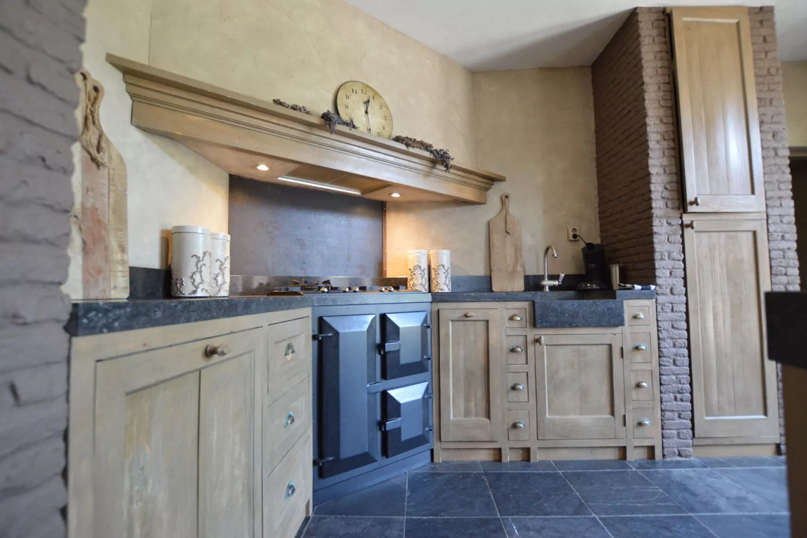 La Grande Maison Douce-Kitchen