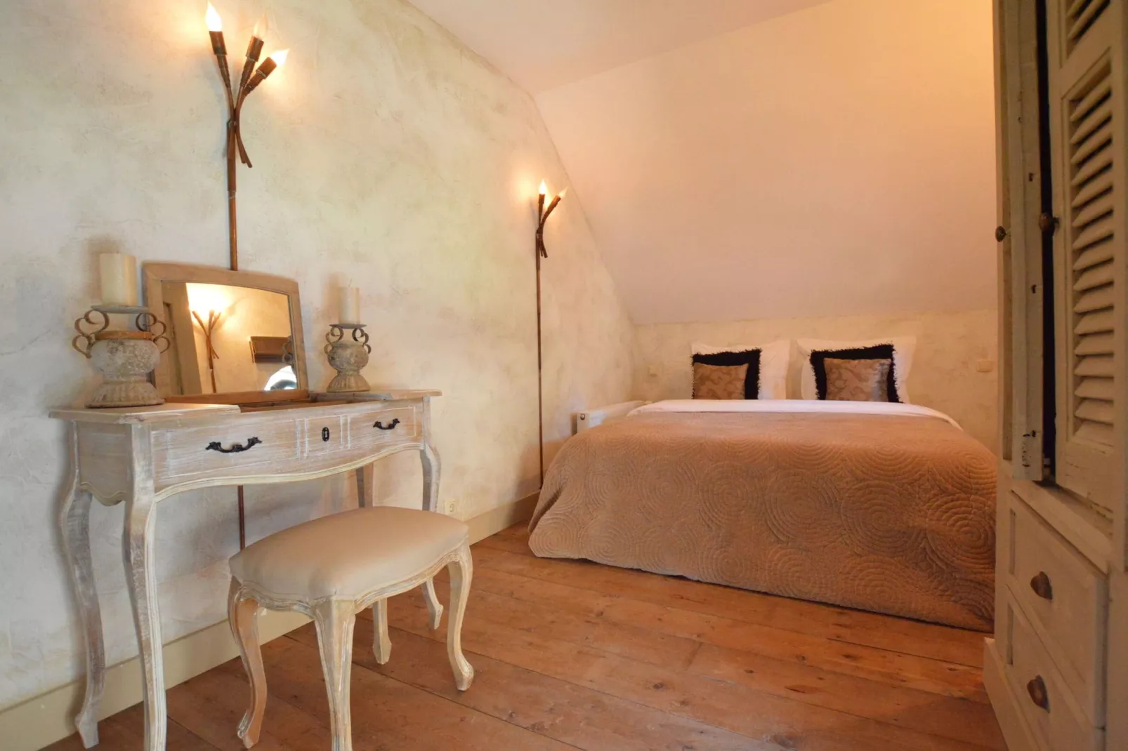 La Grande Maison Douce-Bedroom