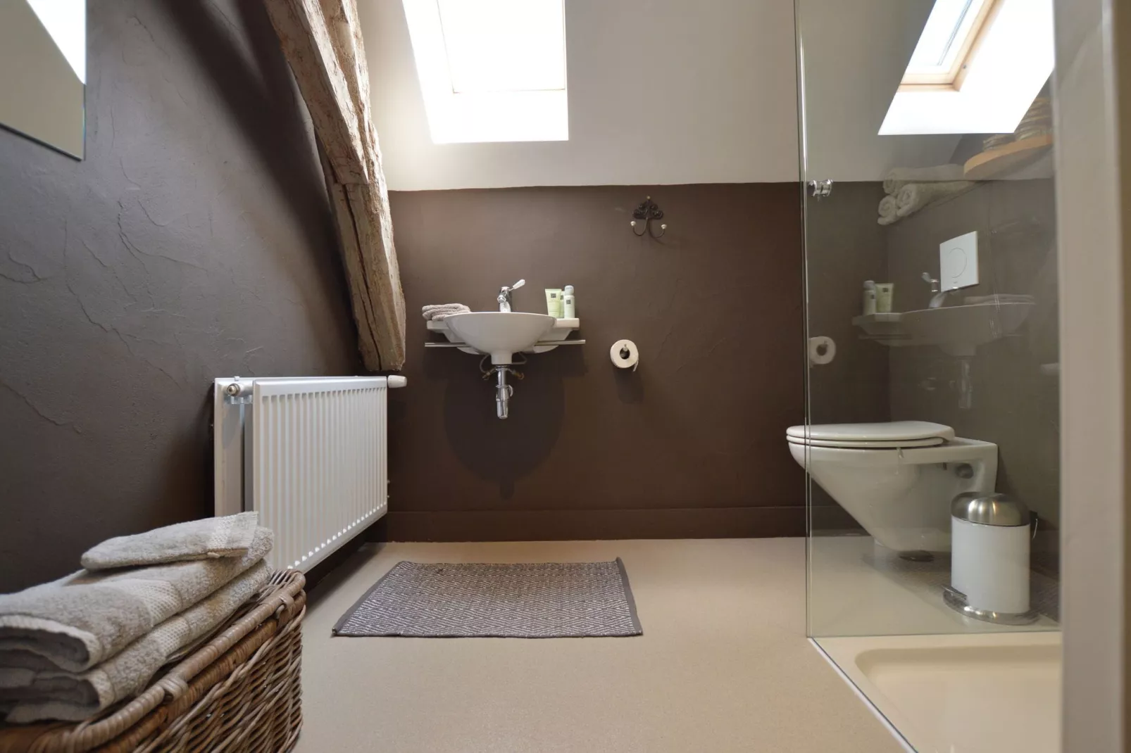 La Grande Maison Douce-Bathroom