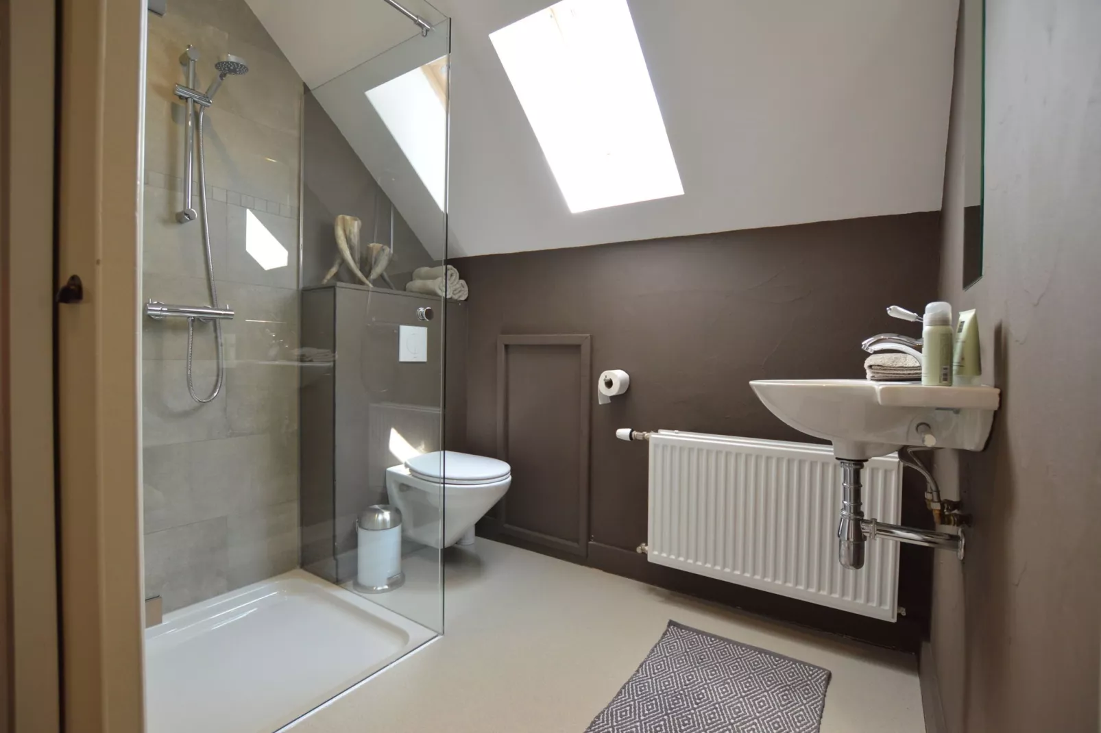 La Grande Maison Douce-Bathroom