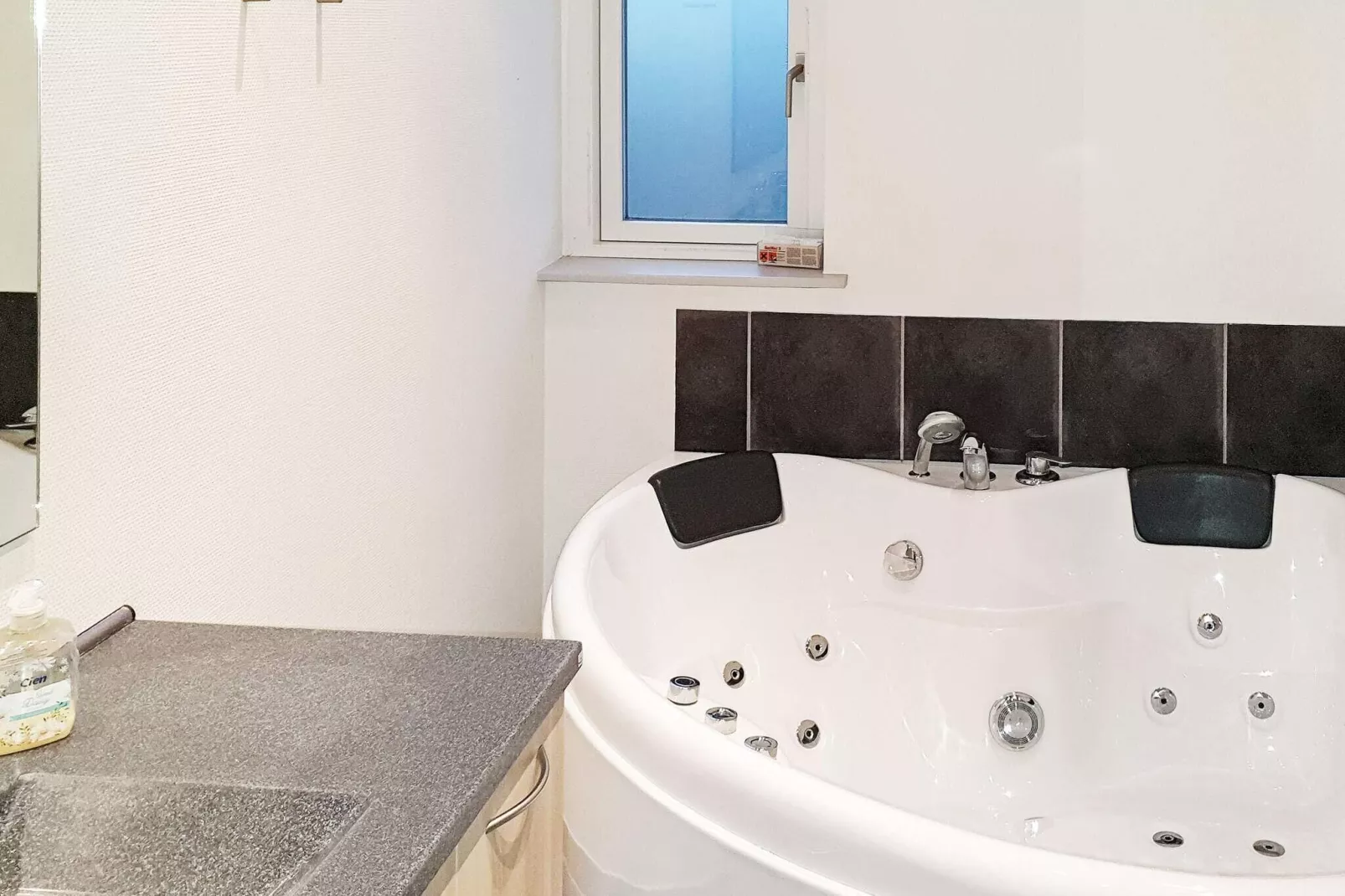 8 Personen Ferienhaus in Sydals-Wellnessbereich