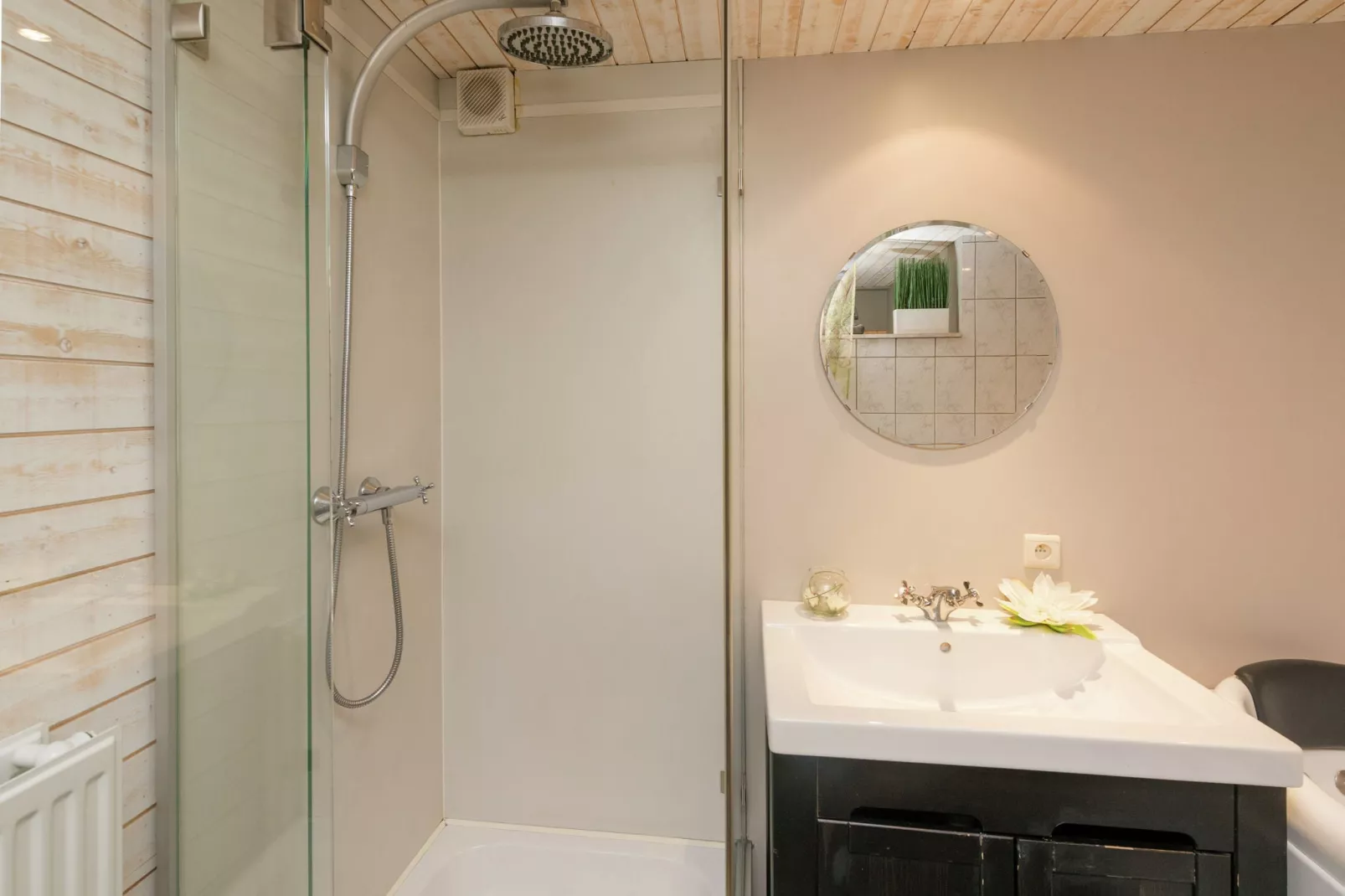 La Charmille-Bathroom