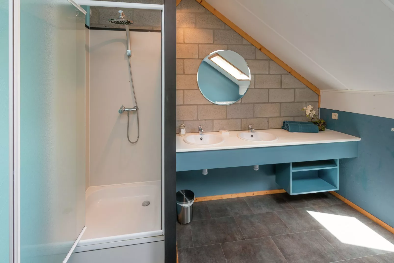 La Charmille-Bathroom