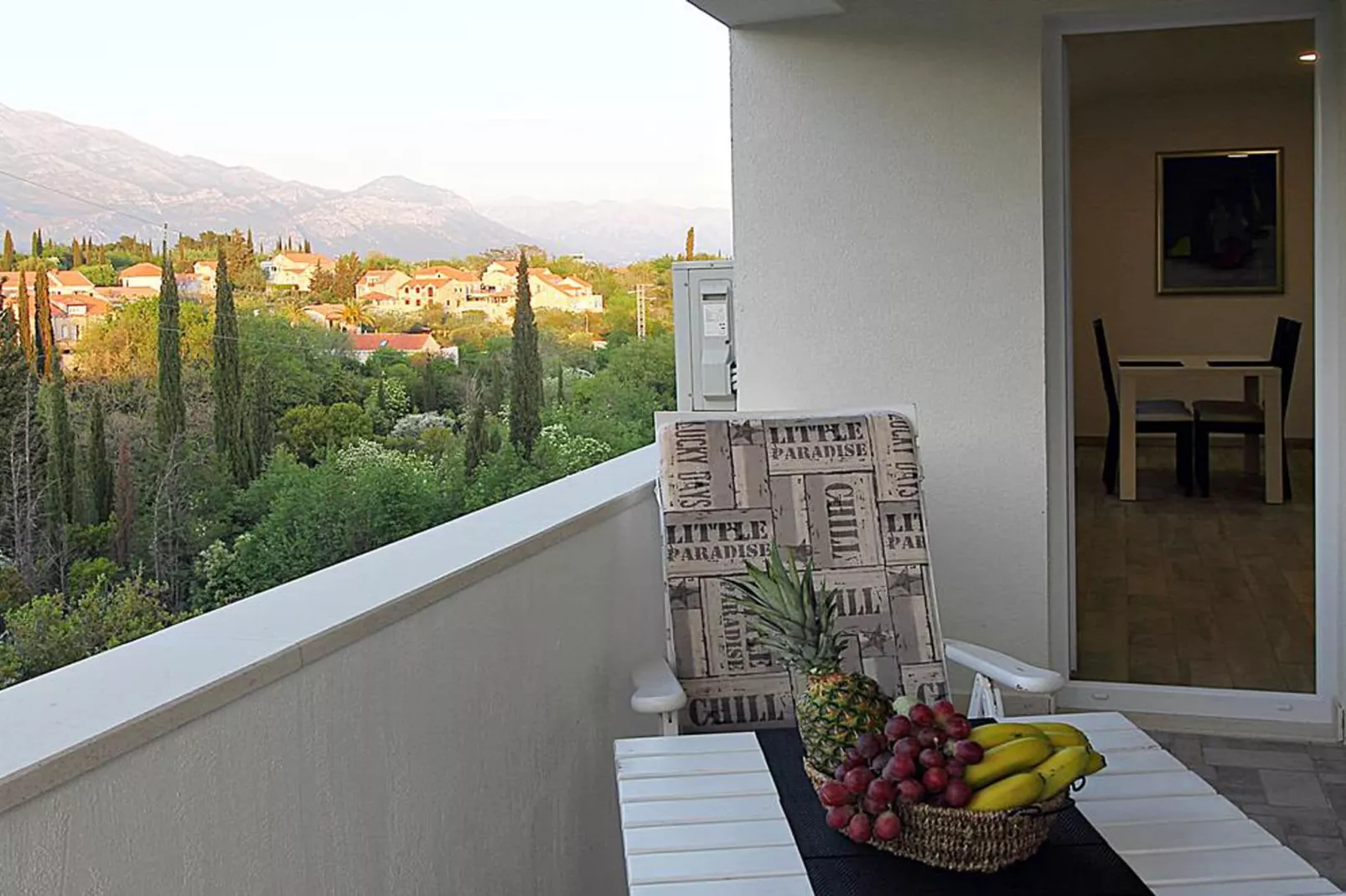 Apartment Mocici-Terrassenbalkon