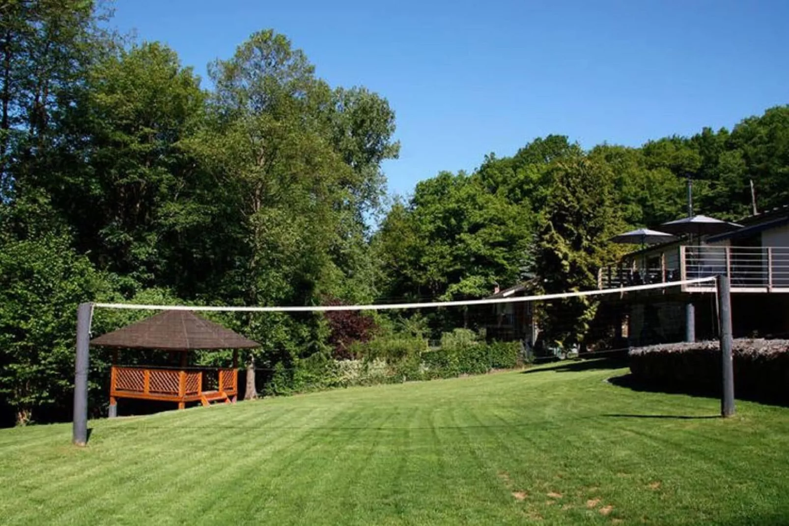 Le Petit Ruisseau - Terrasse/Balkon