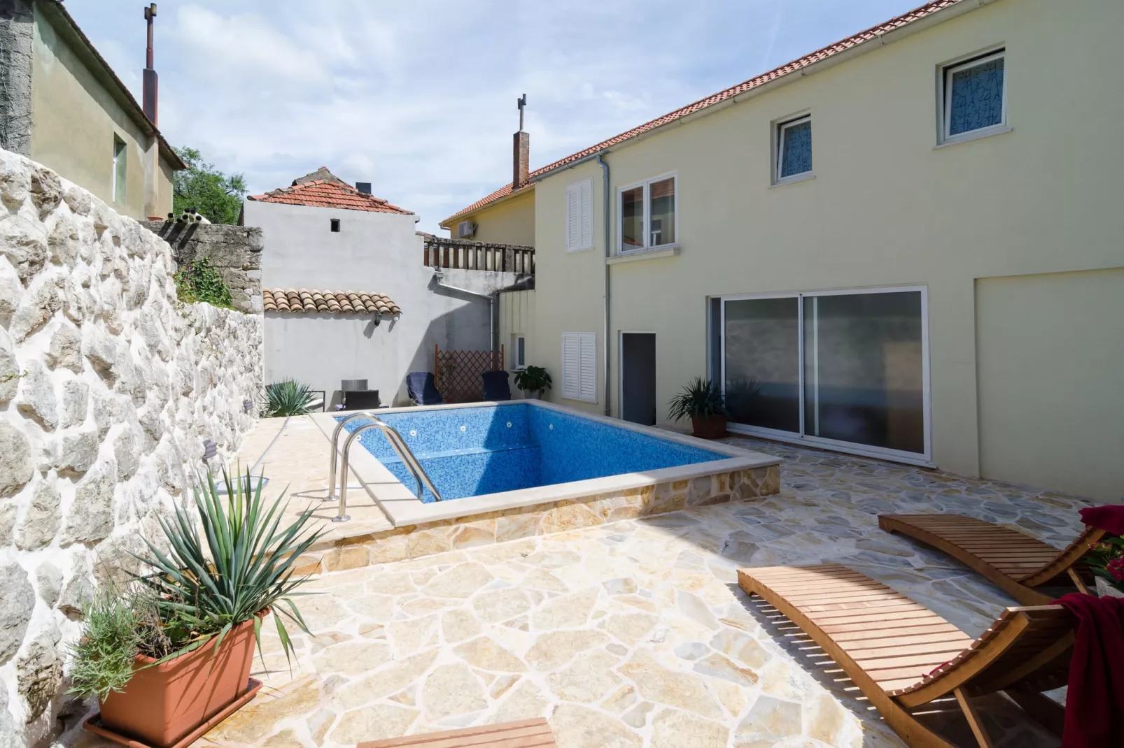 Villa Vino Veccios-Pool