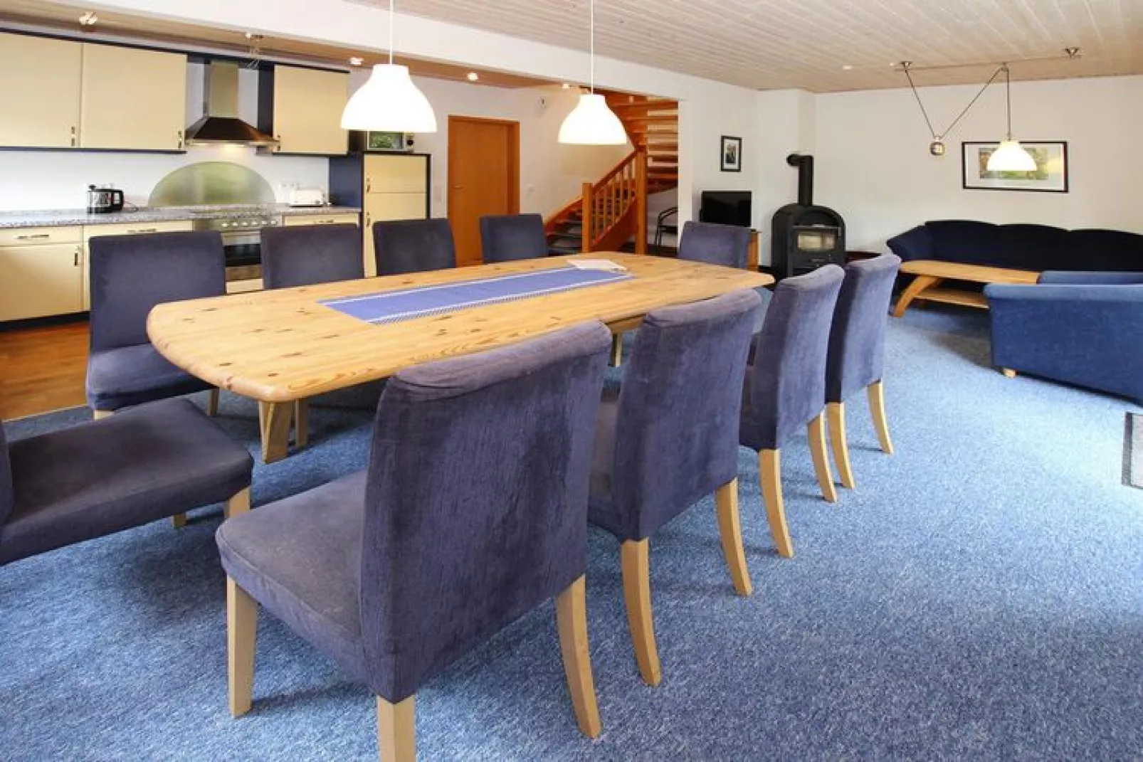 Sonnenblume 136 qm-Dining room