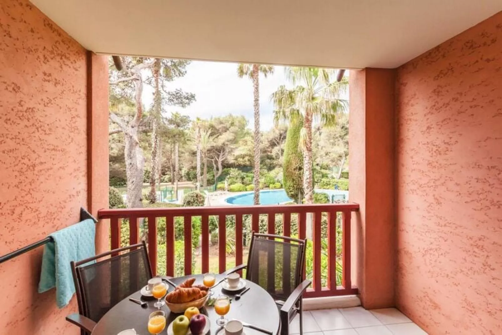 Residence La Pinède, Hyères-A7 Standard - Apt. 7 p. - 1 bedroom + 1 sleeping alcove-Terrace
